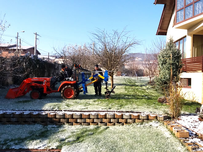 Tractor cu foreză